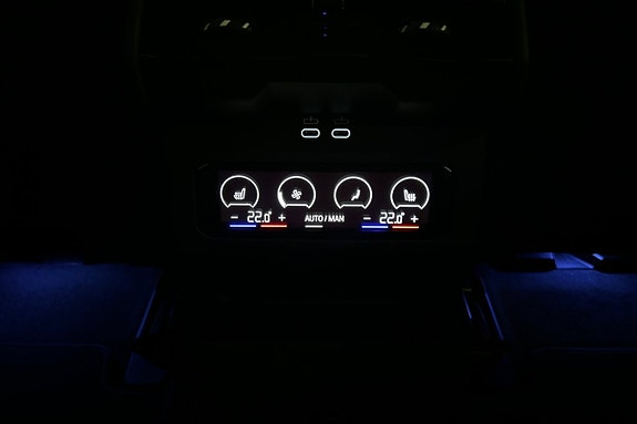 BMW i5 21 of 25