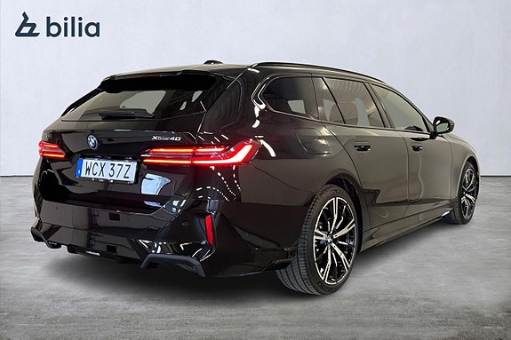 BMW i5 7 of 25