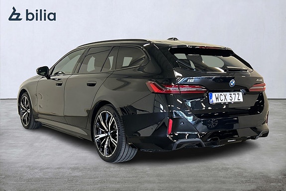 BMW i5 5 of 5
