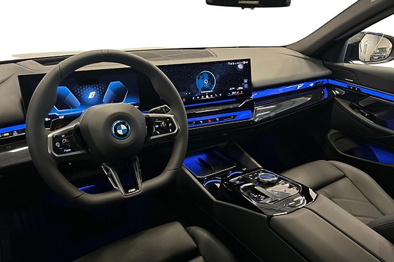 BMW i5 10 of 25