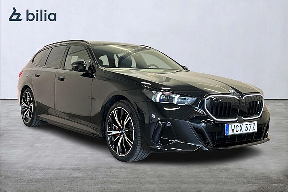 BMW i5 3 of 5