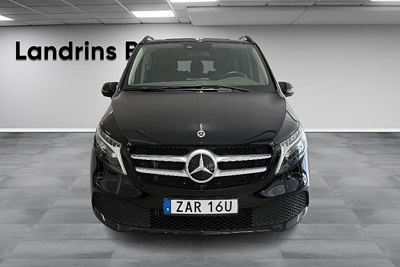 Mercedes-Benz V250 d 2 of 5