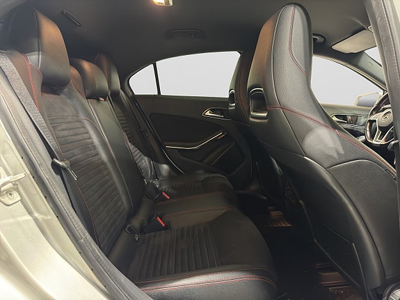 Mercedes-Benz A200 10 of 19