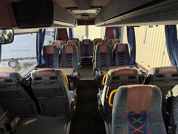 Volvo B12M 9700H. 10,4m lengde 8 of 12