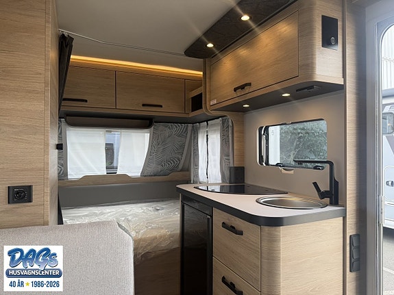 Weinsberg CaraOne 390 QD 9 of 14