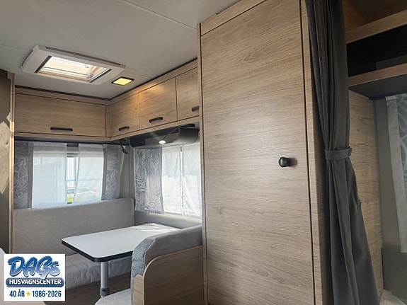 Weinsberg CaraOne 390 QD 11 of 14