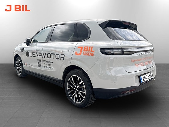 Leapmotor B10 2 of 5