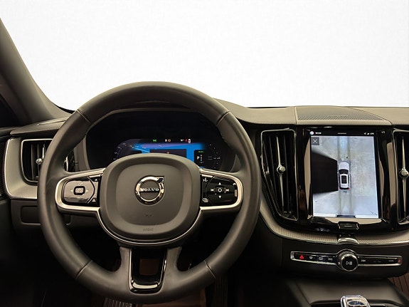 Volvo XC60 17 of 30