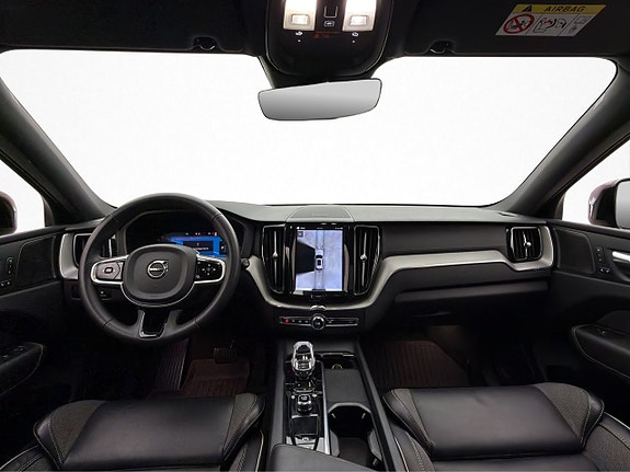 Volvo XC60 16 of 30