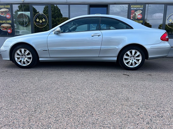 Mercedes-Benz CLK200 7 of 21