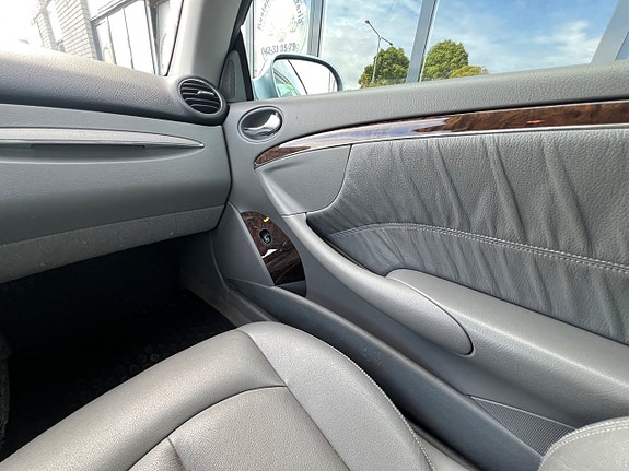 Mercedes-Benz CLK200 21 of 21