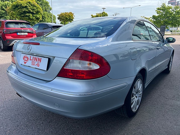 Mercedes-Benz CLK200 4 of 21