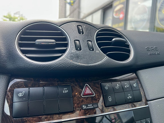 Mercedes-Benz CLK200 17 of 21