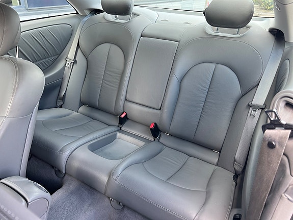 Mercedes-Benz CLK200 10 of 21