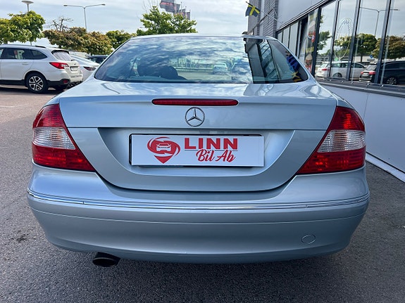 Mercedes-Benz CLK200 5 of 21