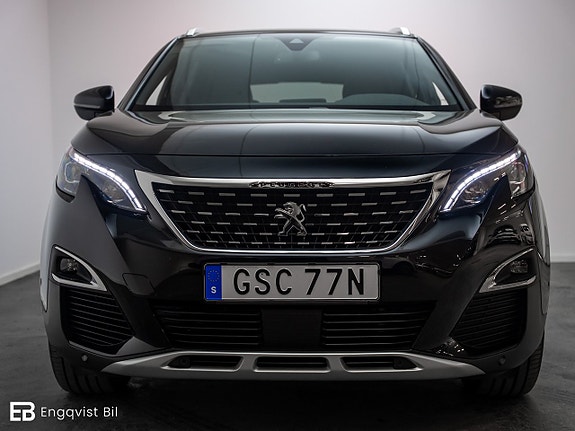 Peugeot 3008 2 of 5