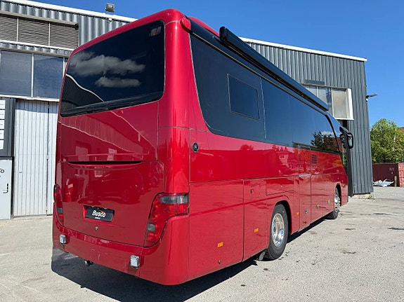 Setra S 411 HD. HIGH-END Camper! 3 of 12