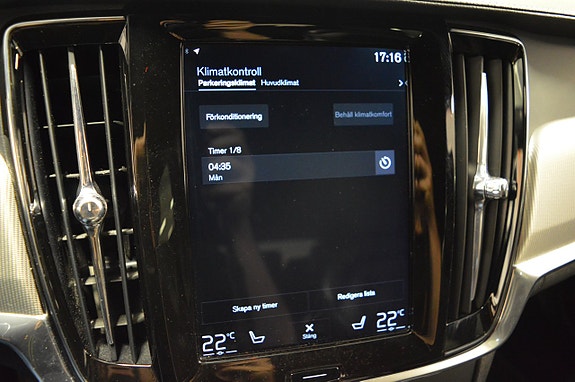 Volvo V90 25 of 30