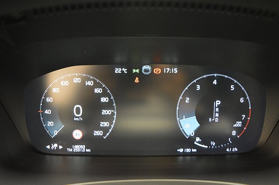 Volvo V90 21 of 30