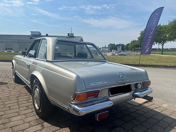 Mercedes-Benz 280 SL 5 of 5