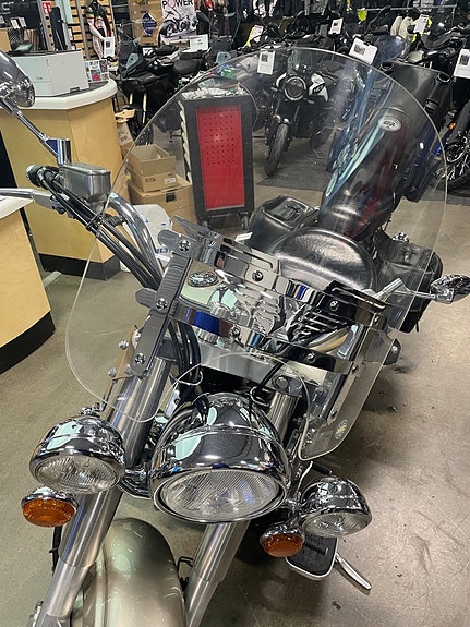 Yamaha XV1600A wild star xv1600 3 of 5