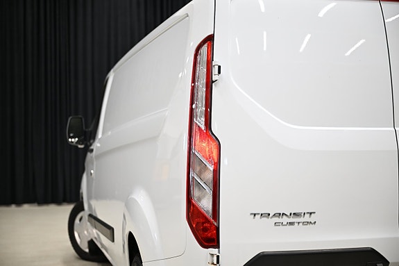 Ford Transit Custom 10 of 28