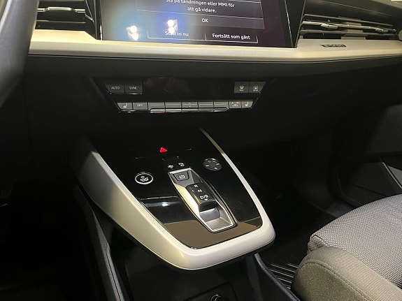 Audi Q4 e-tron 11 of 15