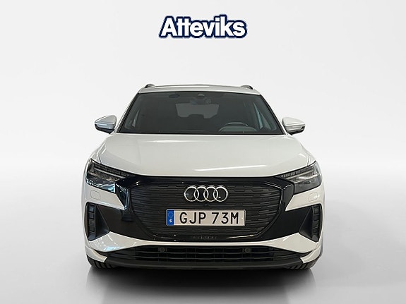 Audi Q4 e-tron 8 of 15