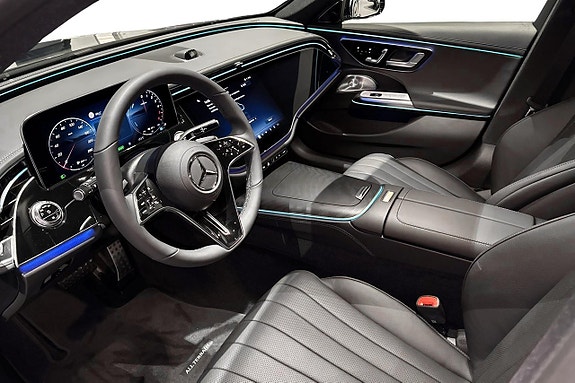 Mercedes-Benz E300 de 11 of 19