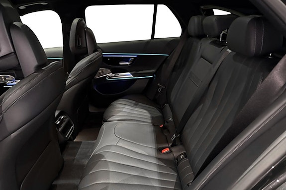 Mercedes-Benz E300 de 10 of 19