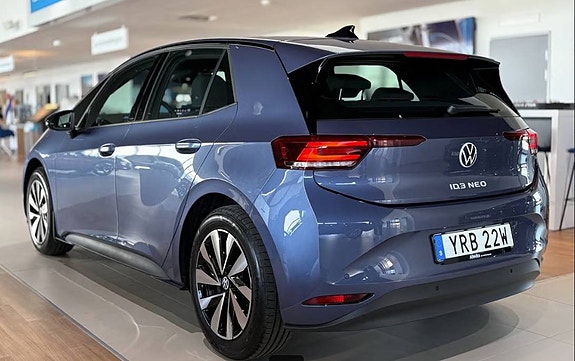 Volkswagen ID.3 Neo 2 of 6