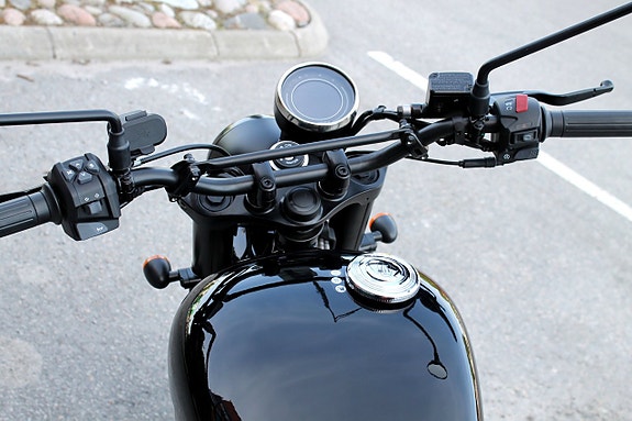 BSA 650 SCRAMBLER MC | RAVEN BLACK 5 of 13