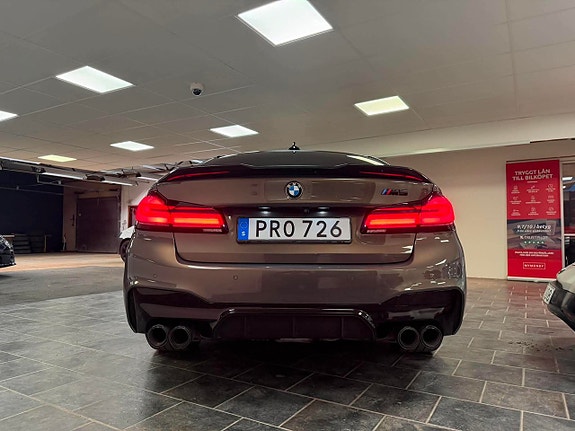 BMW M5 9 of 30