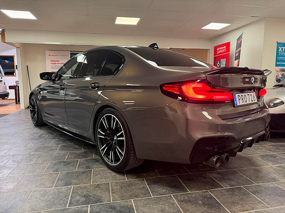 BMW M5 11 of 30