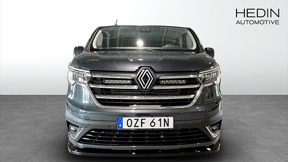 Renault Trafic 4 of 9