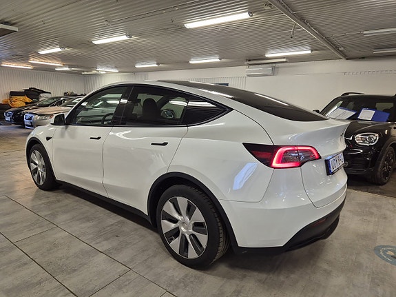 Tesla Model Y 2 of 5