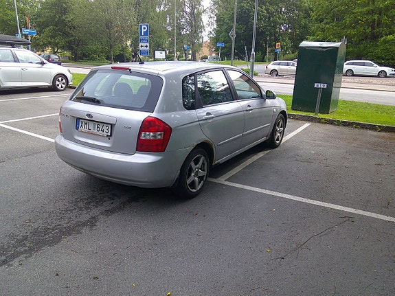Kia Cerato 3 of 5