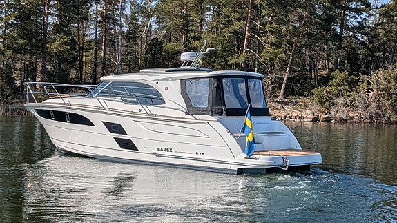 Marex 360 CC -2020. Volvo Penta D6 440 hk. Endast 240 tim