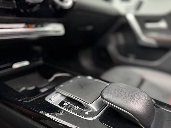 Mercedes-Benz A220 18 of 23