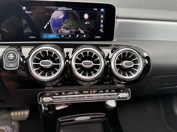 Mercedes-Benz A220 20 of 23