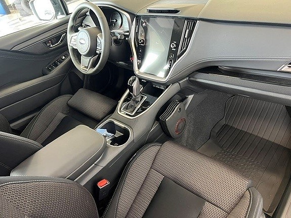 Subaru Outback 4 of 5