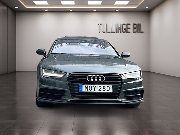 Audi A7 8 of 26