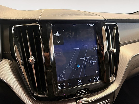 Volvo XC60 15 of 25