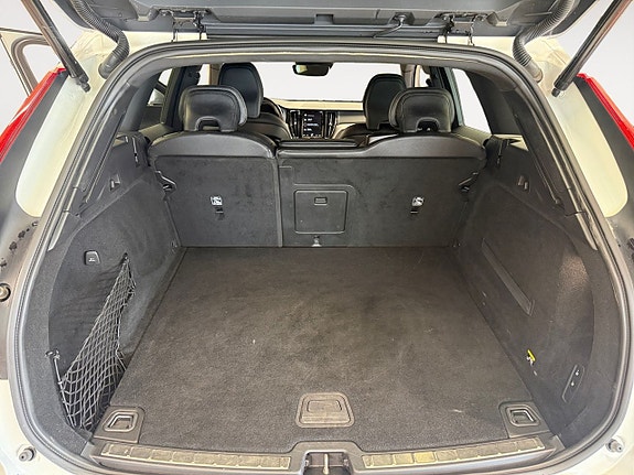 Volvo XC60 23 of 25