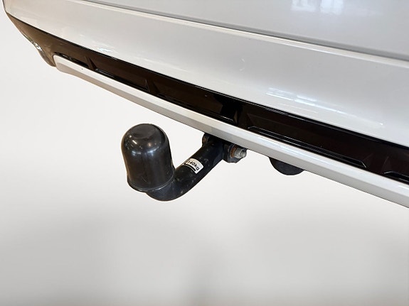 Volvo XC60 25 of 25