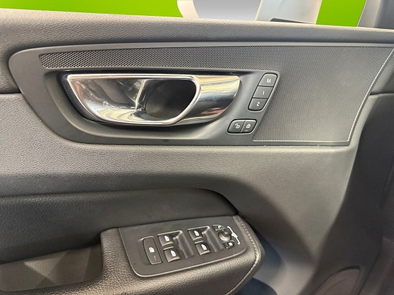 Volvo XC60 18 of 25