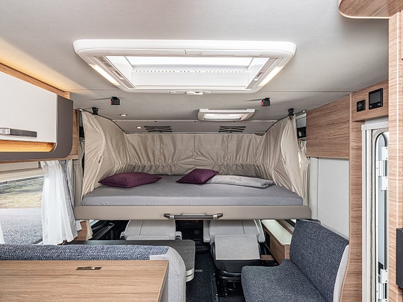 Weinsberg CaraCore 650 MEG 6 of 10