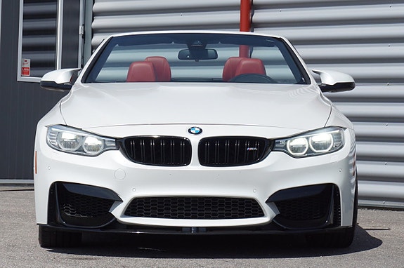 BMW M4 11 of 25