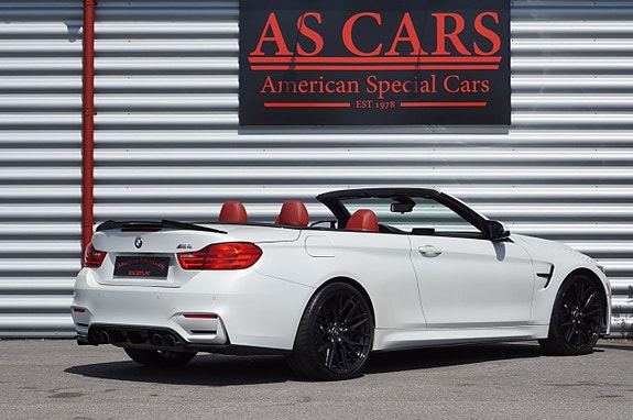 BMW M4 6 of 25