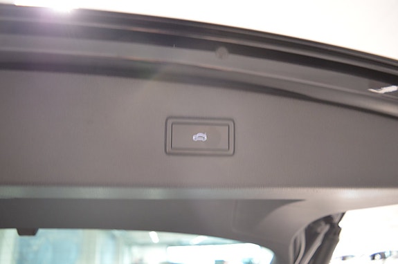 Volkswagen Tiguan 27 of 30
